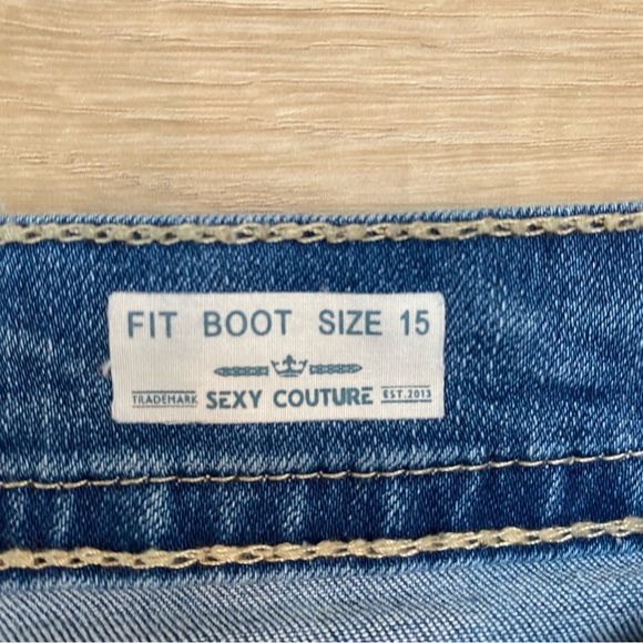 Sexy Couture Jeans Womens Size 15 Bling Embellished Pockets Bootcut Y2K - Picture 5 of 5